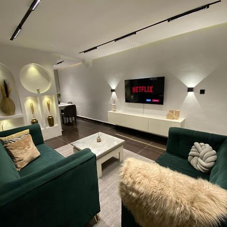 Stylish And Comfy 2 Bedroom Apartment - Perfect For Families Lagos Exterior foto